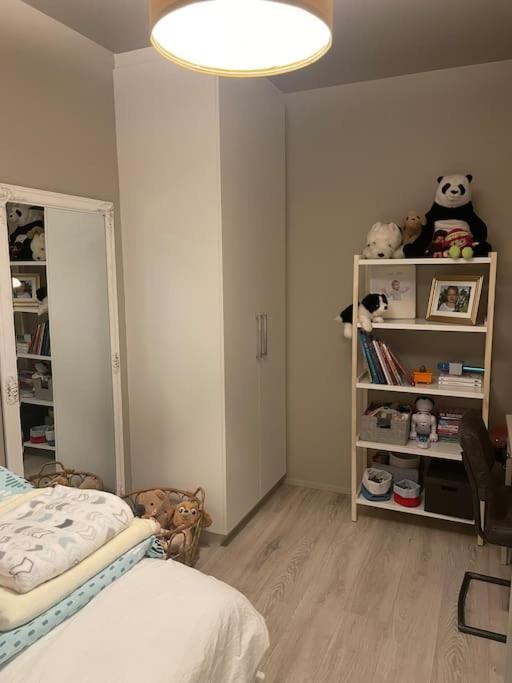 Beautiful Apartment Near Airport Njarthvik Extérieur photo