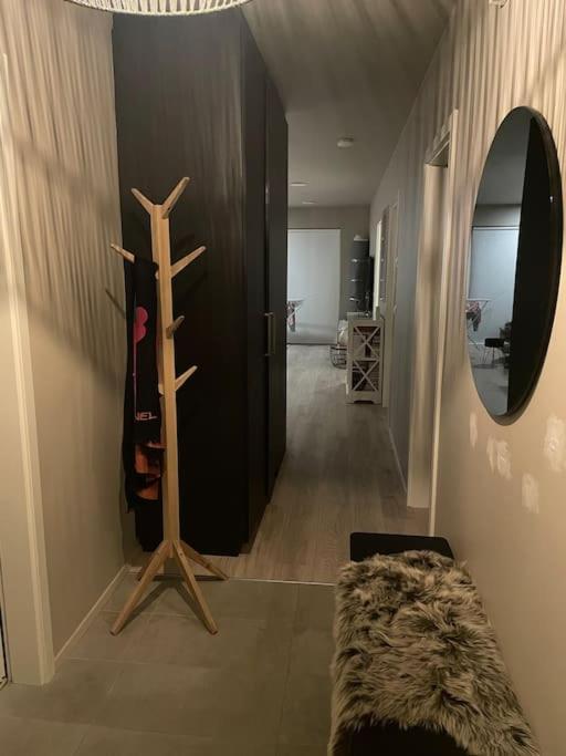 Beautiful Apartment Near Airport Njarthvik Extérieur photo